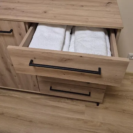 Apartment Near Border Crossing And College Narva